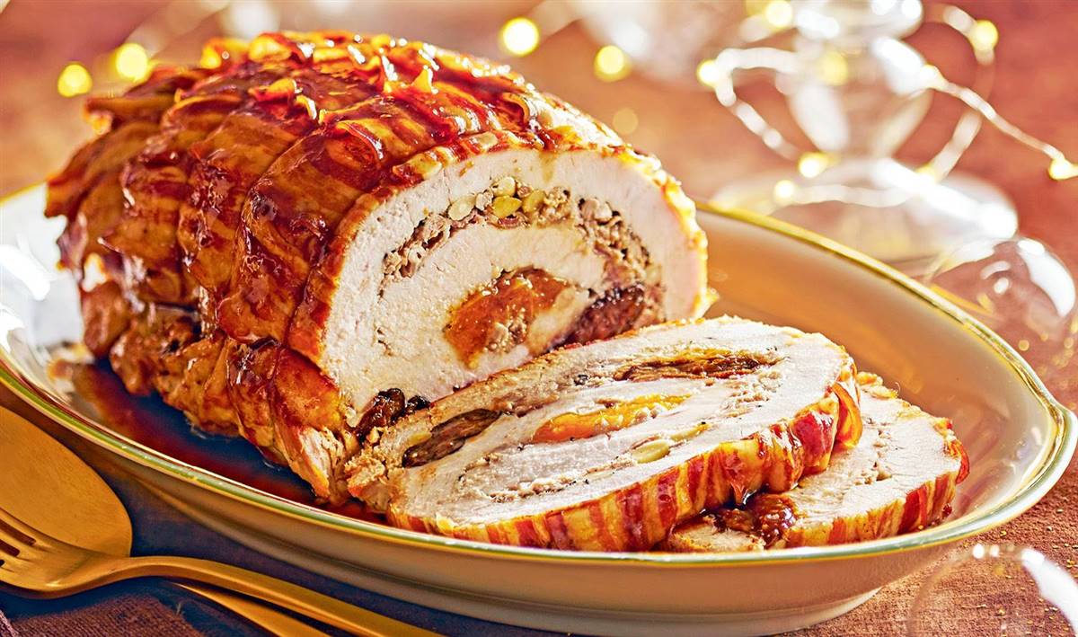 1. Baked turkey round with bacon crust