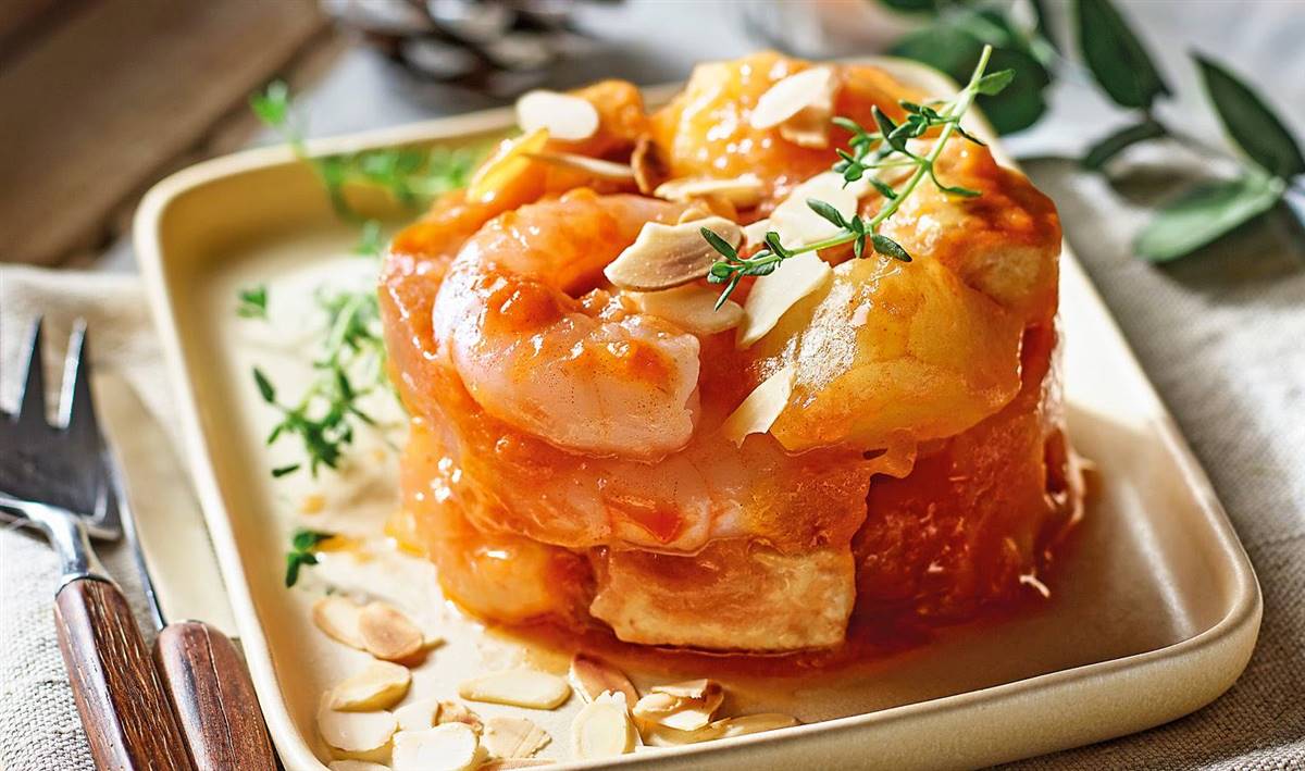 3. Chicken timbale with potatoes and prawns