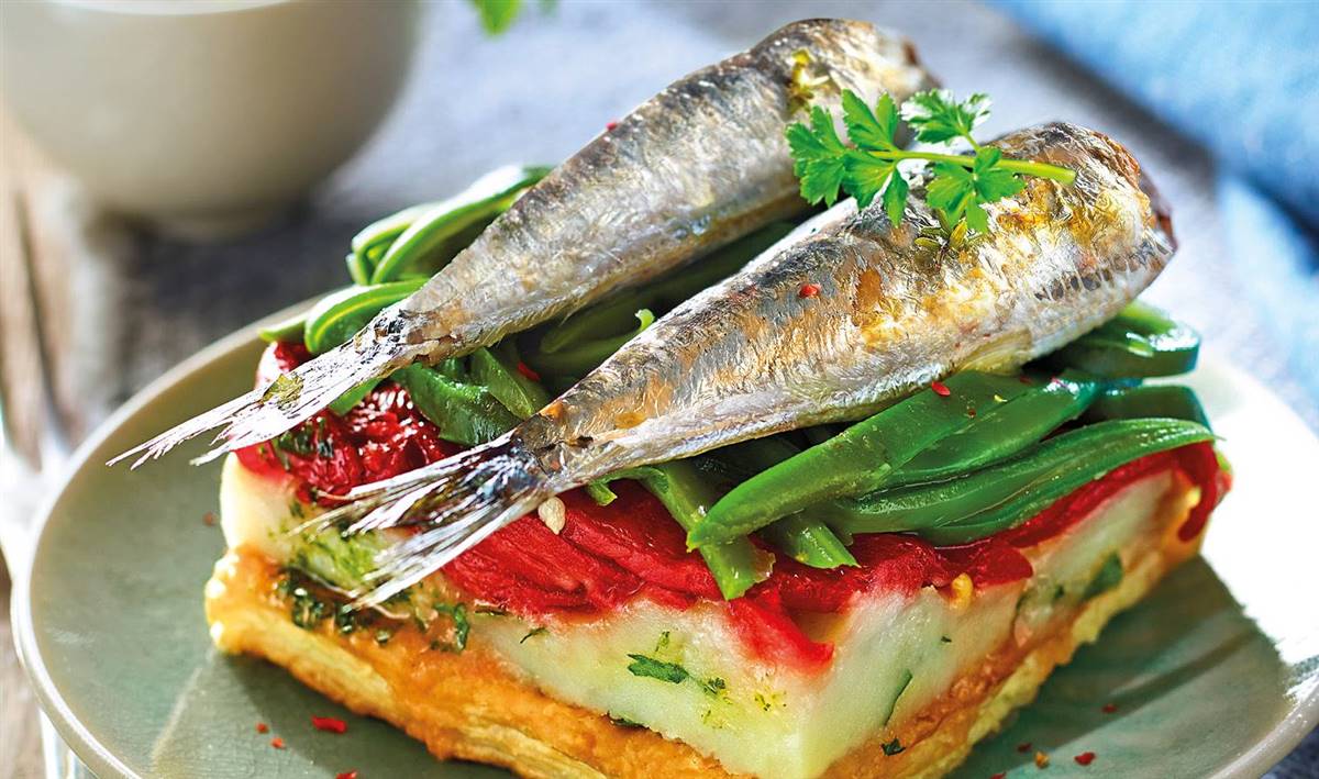 Timbal de sardinas al horno con hojaldre