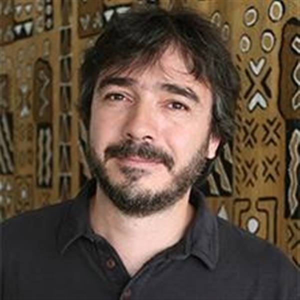 Dr. Alex Almuedo
