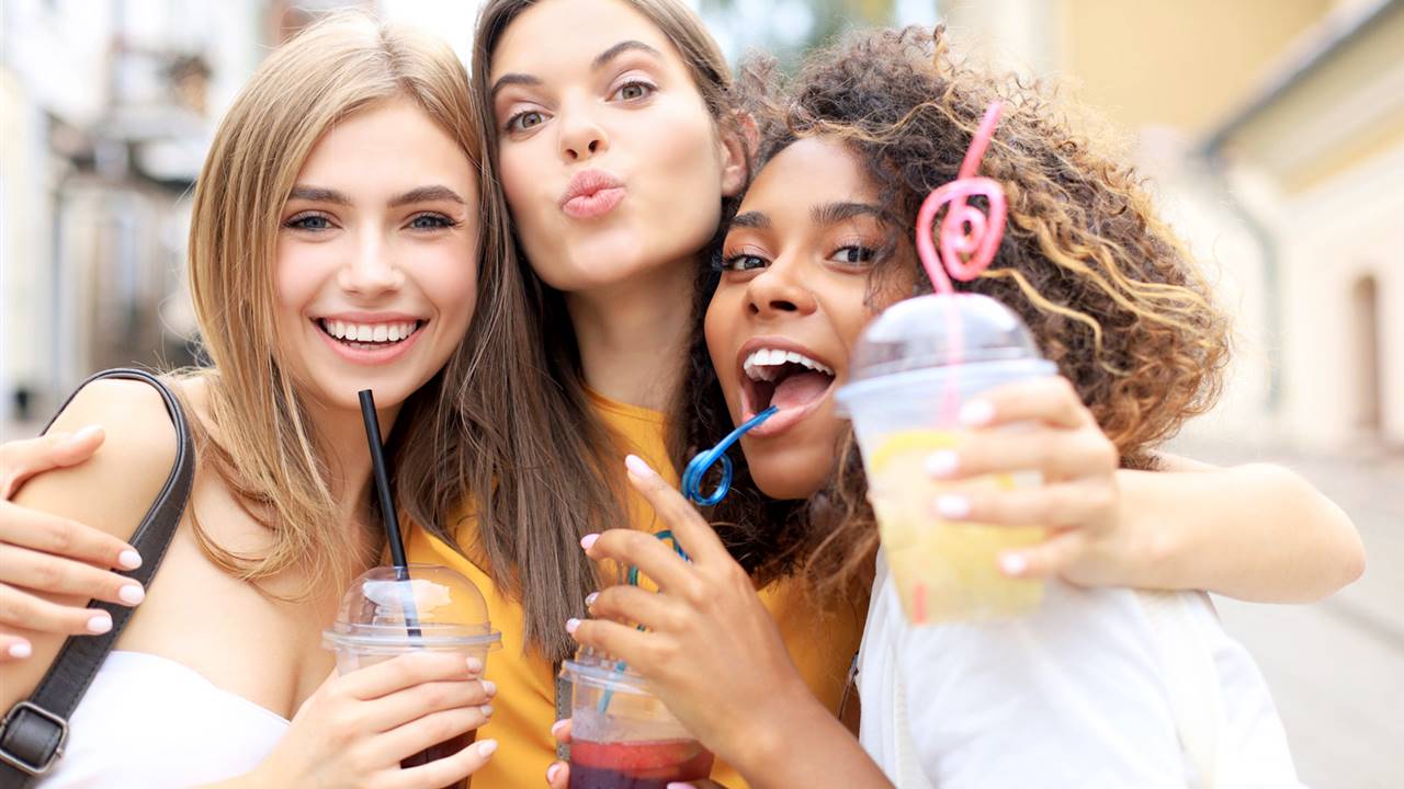 Alcohol y tabaco en la adolescencia: más riesgo de cáncer de mama