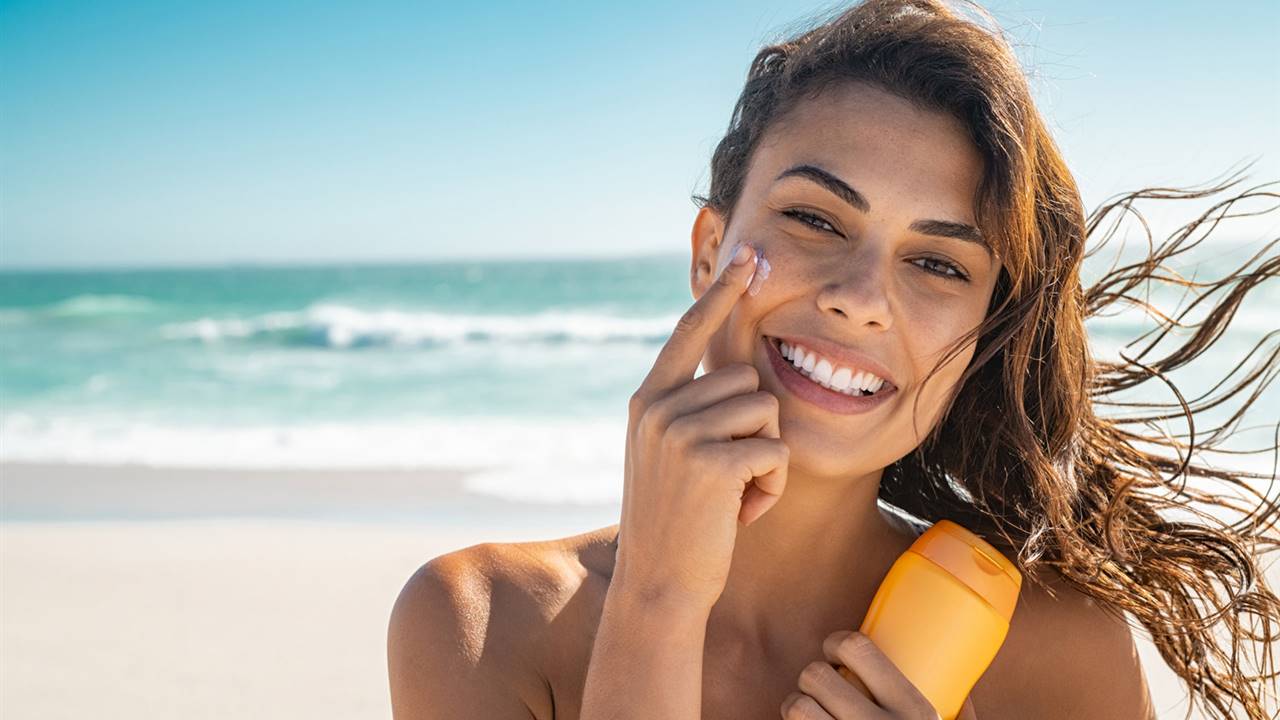 Crema solar facial: 8 protectores que cuidan la piel del sol