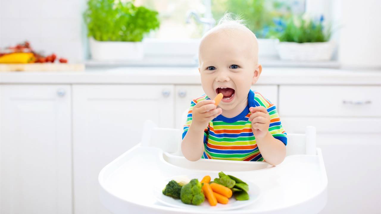 Cómo averiguar si tu hijo come lo suficiente