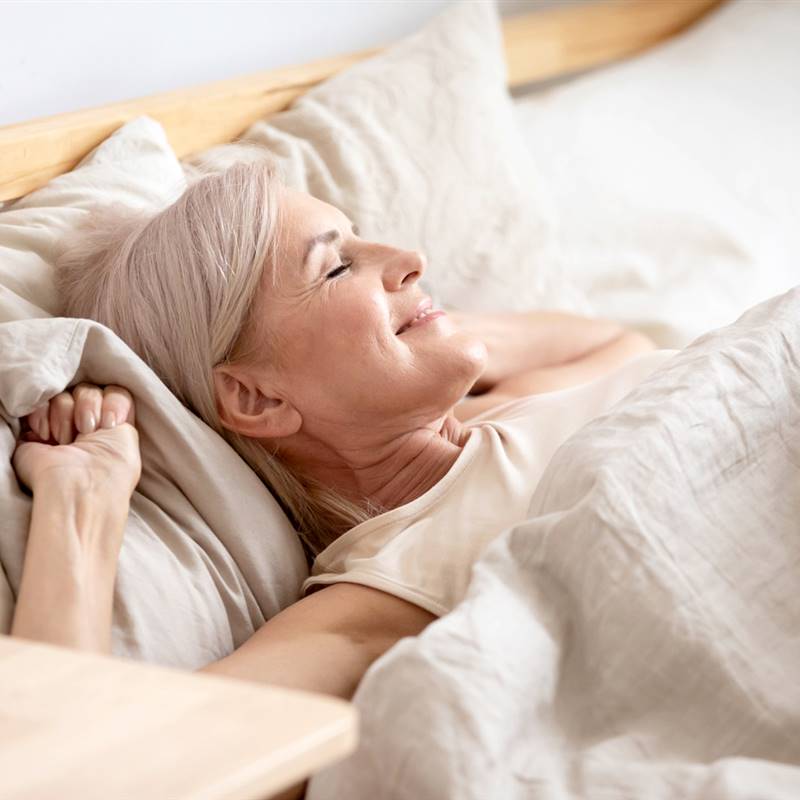 Dormir bien reduce la acumulación de placa beta amiloide que causa alzhéimer