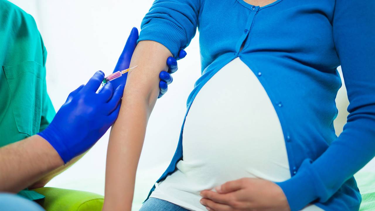 La vacuna del coronavirus en el embarazo, ¿es recomendable?