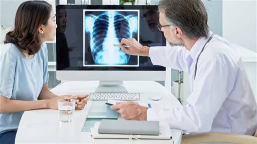 Menos de la mitad de los españoles conoce la fibrosis pulmonar