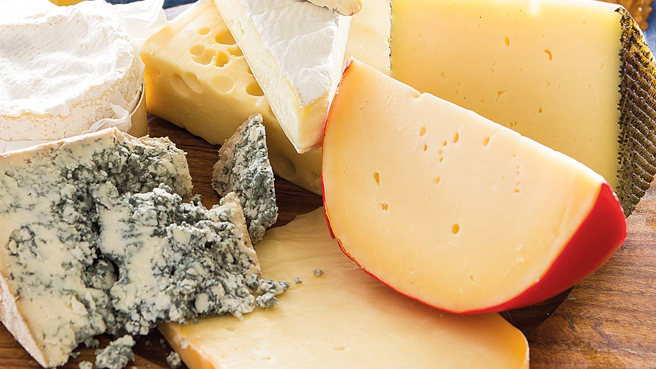 Cómo preparar una buena tabla de quesos