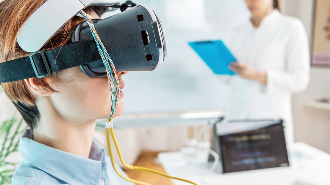 Cómo ayuda la realidad virtual al tratamiento del cáncer
