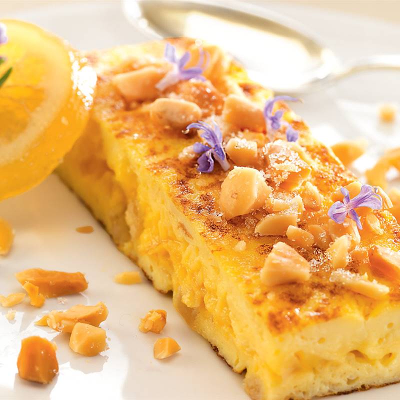 Tortilla con limón y almendras
