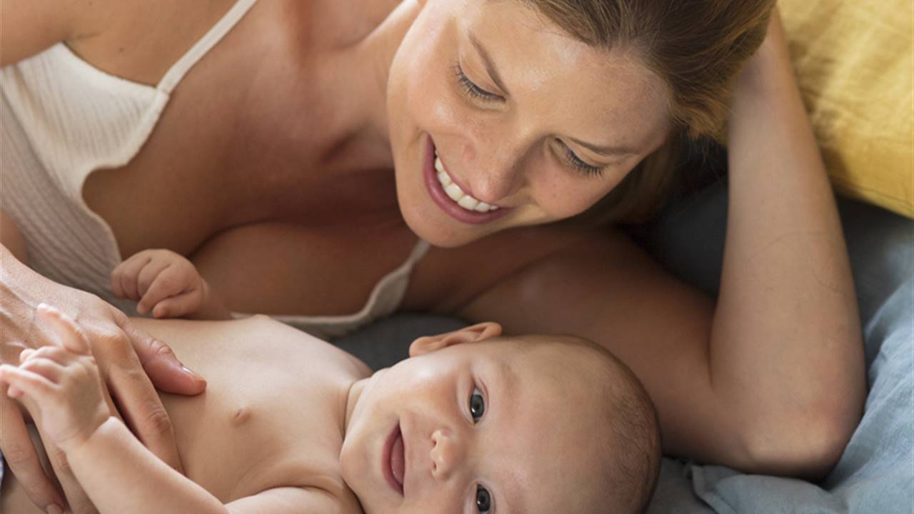 Vista, oído, olfato, emociones... ¿qué sienten los recién nacidos?