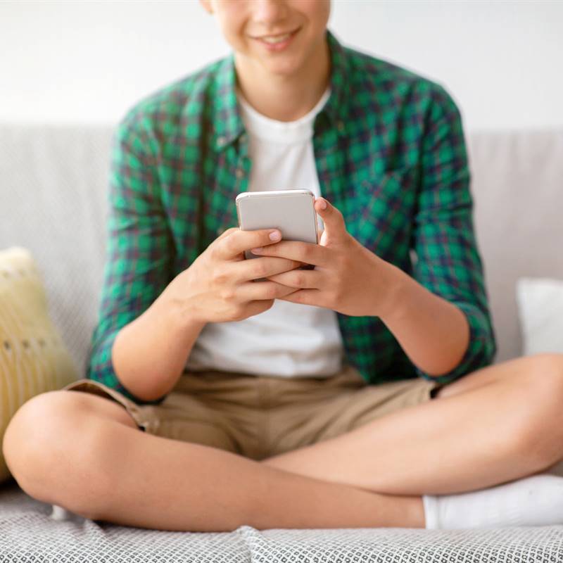 Uno de cada tres adolescentes está enganchado a internet