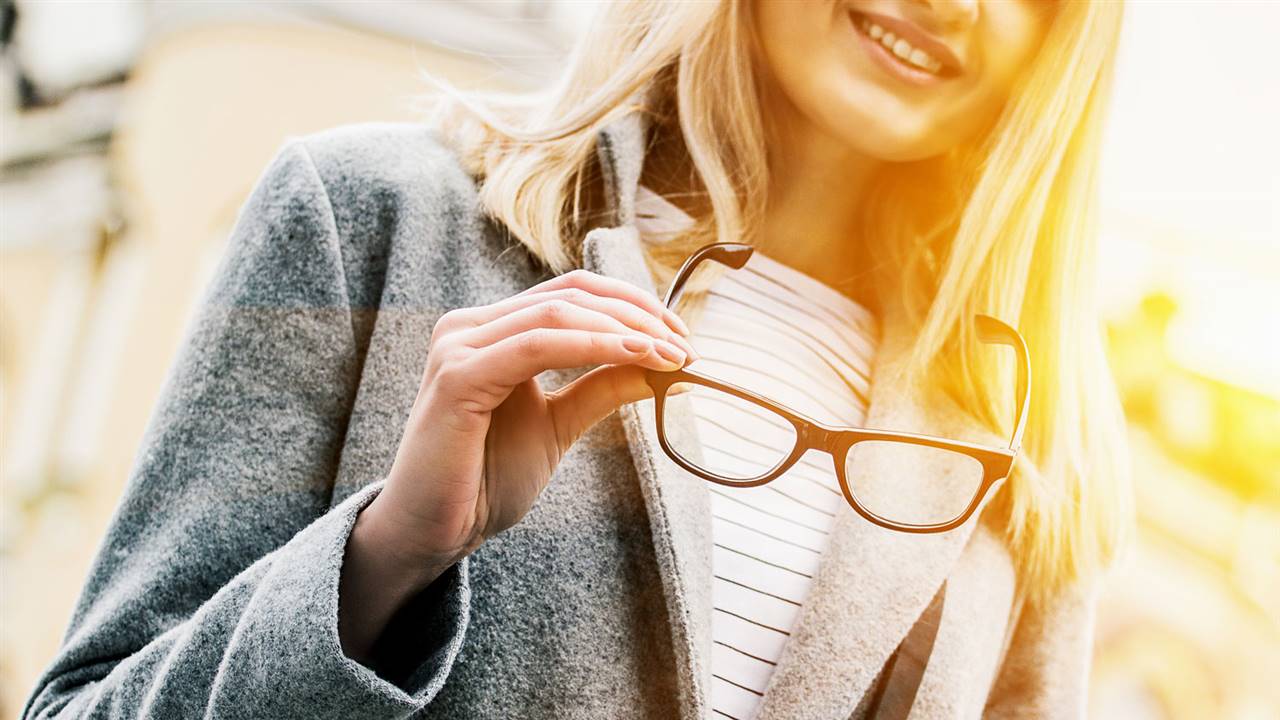 Las razones de que los de más de 40 con vista cansada no quieran llevar gafas