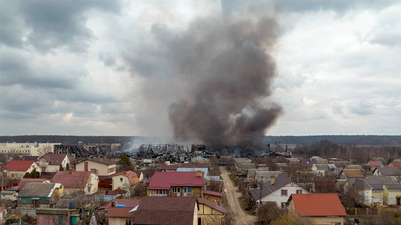 Las nubes tóxicas: el nuevo riesgo que trae la guerra de Ucrania