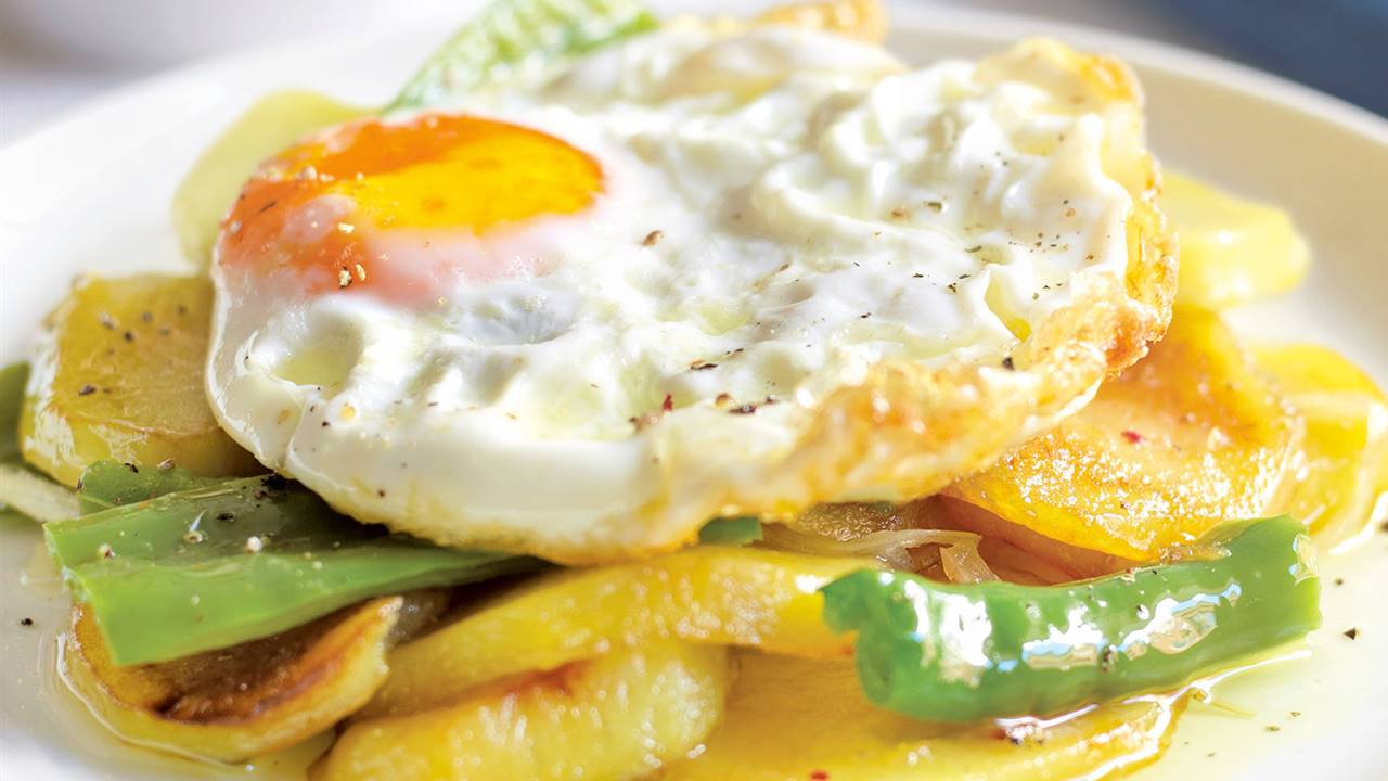 cena huevos fritos