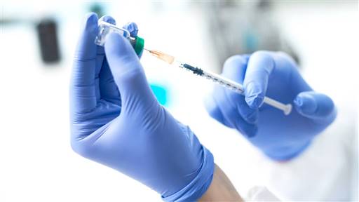 Quién está ya vacunado de la viruela y por qué se van a comprar más
