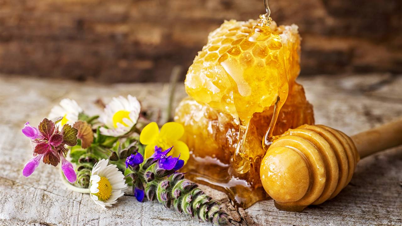 Qué propiedades y beneficios tiene la miel y cómo saber si compras miel pura