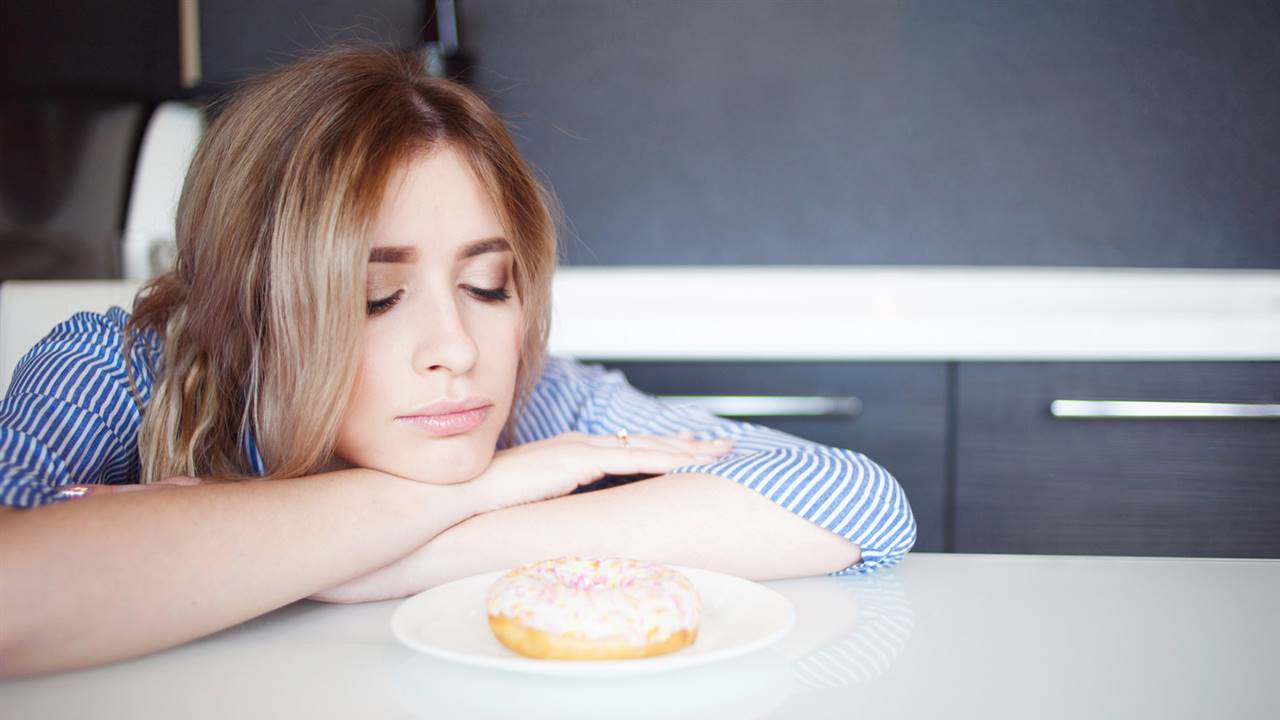Cómo distinguir el hambre emocional de la real y cómo controlarla