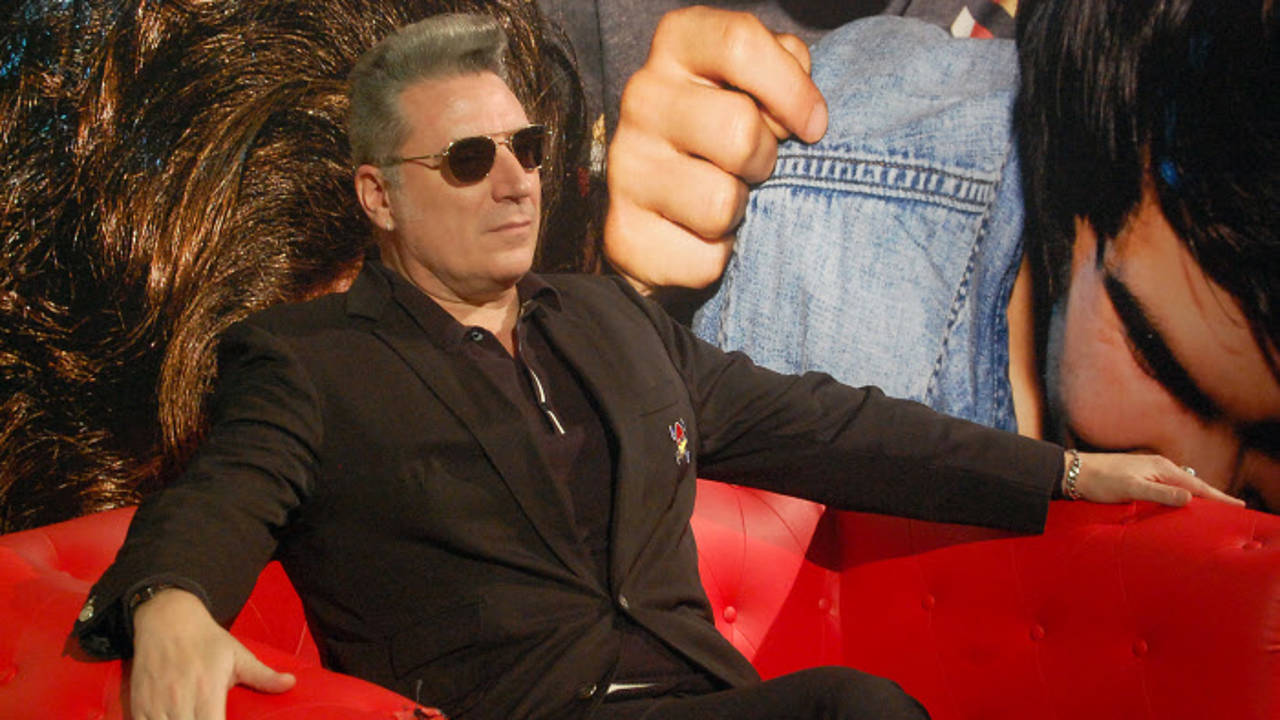 Esta es la enfermedad que sufre Loquillo y de la que no quiere operarse