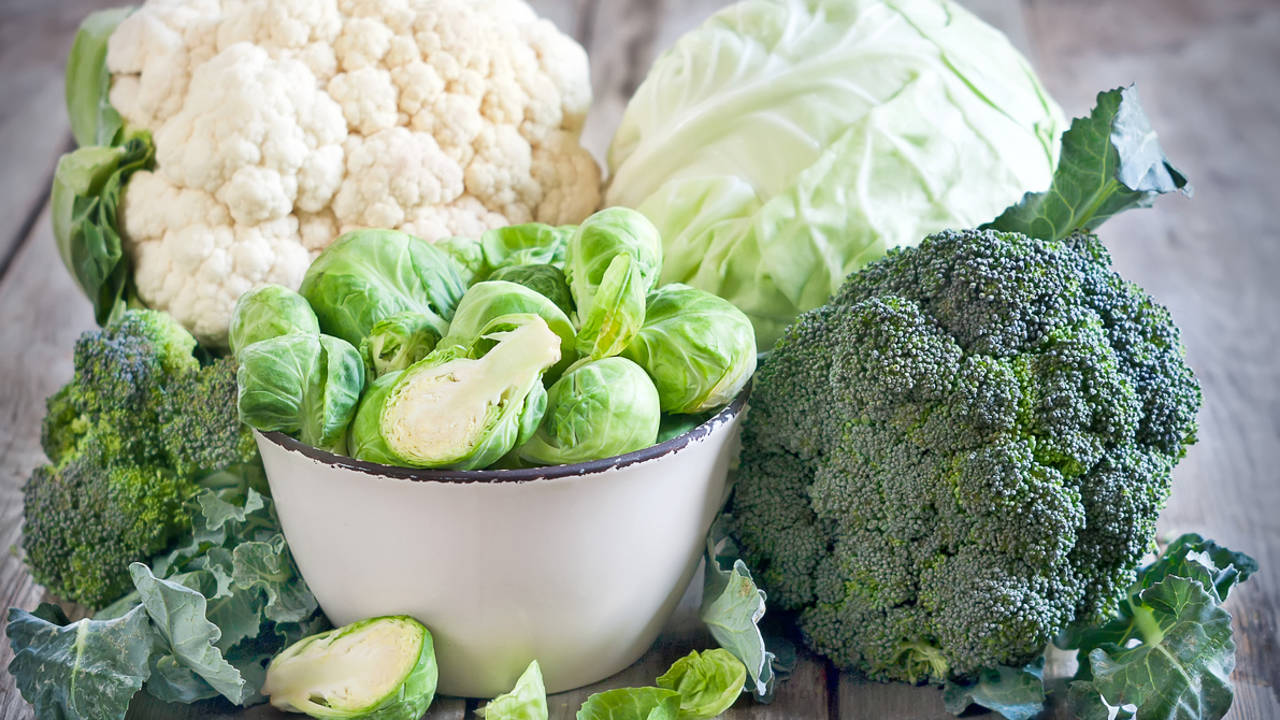 Las 5 verduras con más efecto antiinflamatorio que deberían consumir las mujeres a partir de los 50