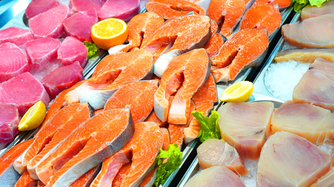 Harvard revela los pescados que más protegen corazón y la cantidad de omega 3 que llevan (ordenados de más a menos)
