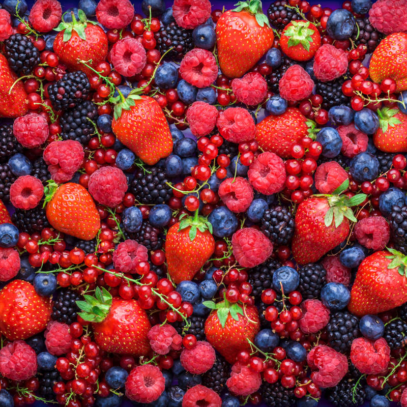 Alimentos salud corazón frutos rojos