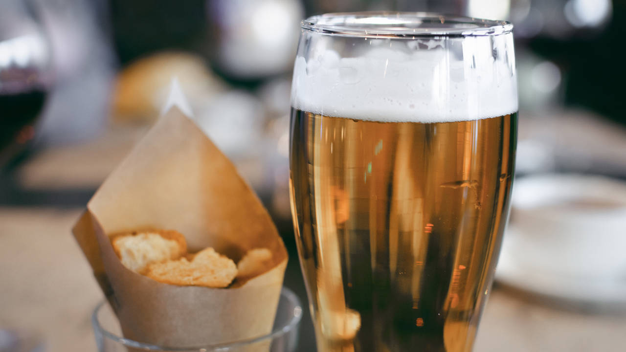 Beber cerveza es bueno: su efecto en el intestino es mucho mayor que otros probióticos