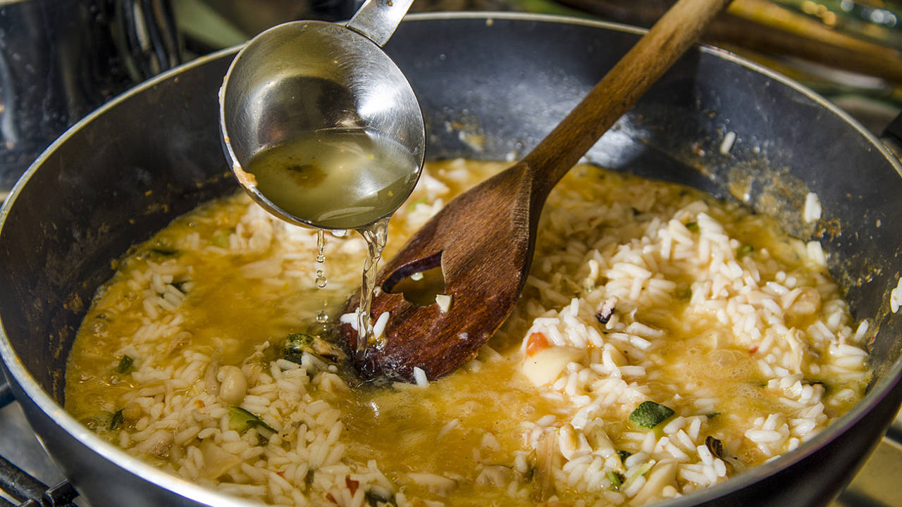 El superalimento japonés que evita los picos de glucosa si añades una cucharadita a tus platos