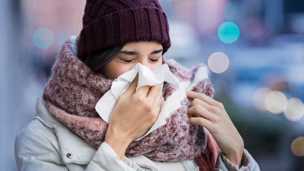 Bajan las temperaturas: 10 enfermedades que siempre empeoran cuando hace frío