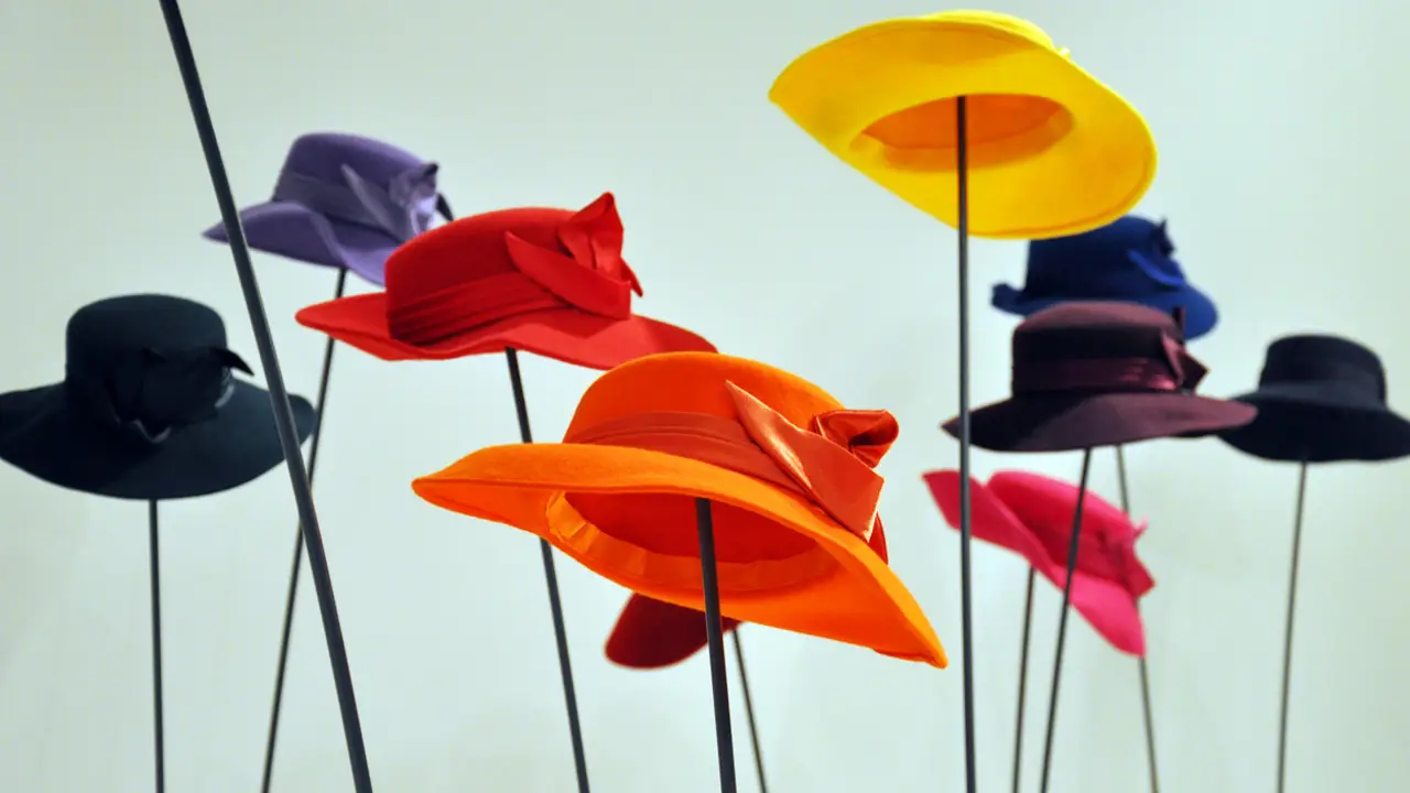 Cómo funciona el método de los 6 sombreros: tomarás mejores decisiones y serás más feliz