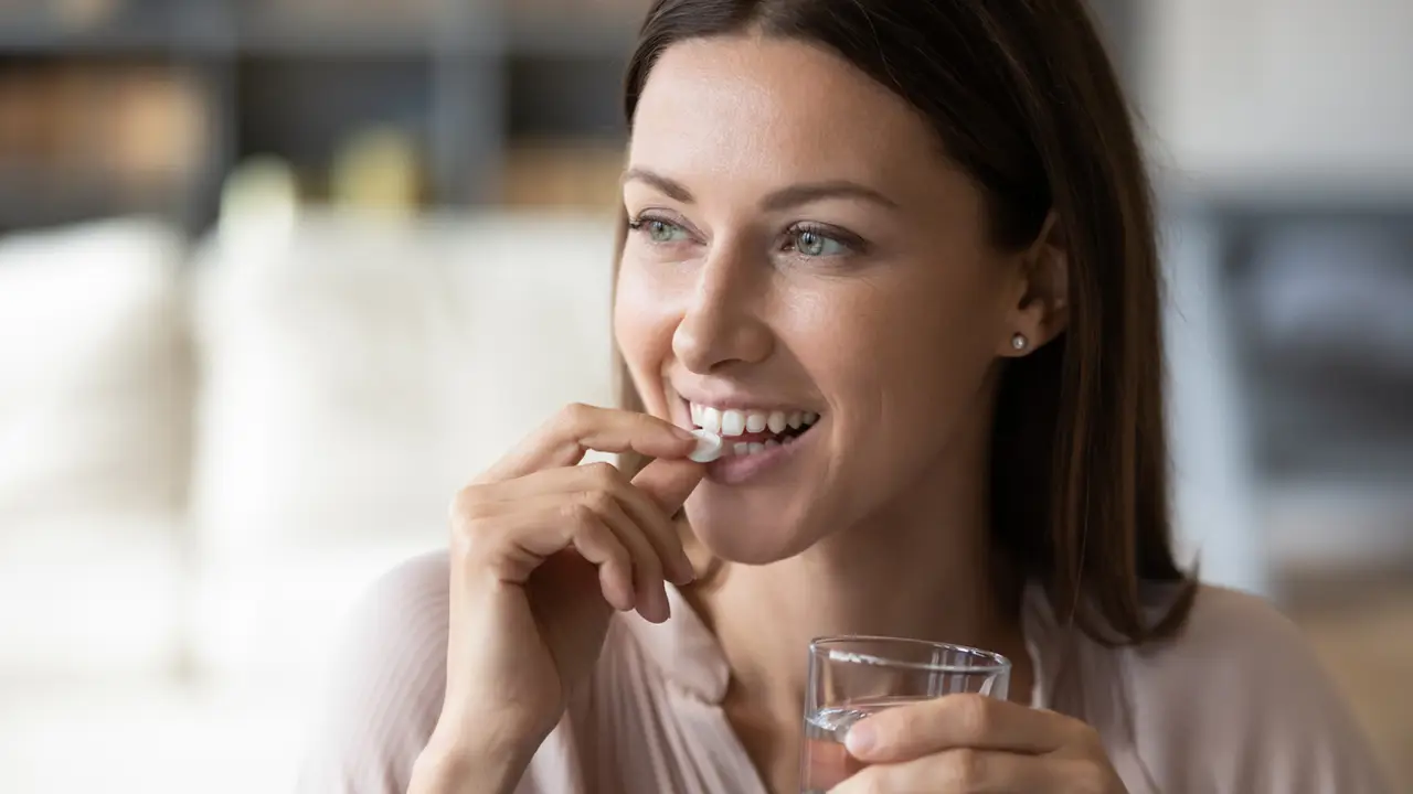 "El citrato de magnesio puede ir bien para la mujer a partir de los 40 y a los 50", explica una nutricionista