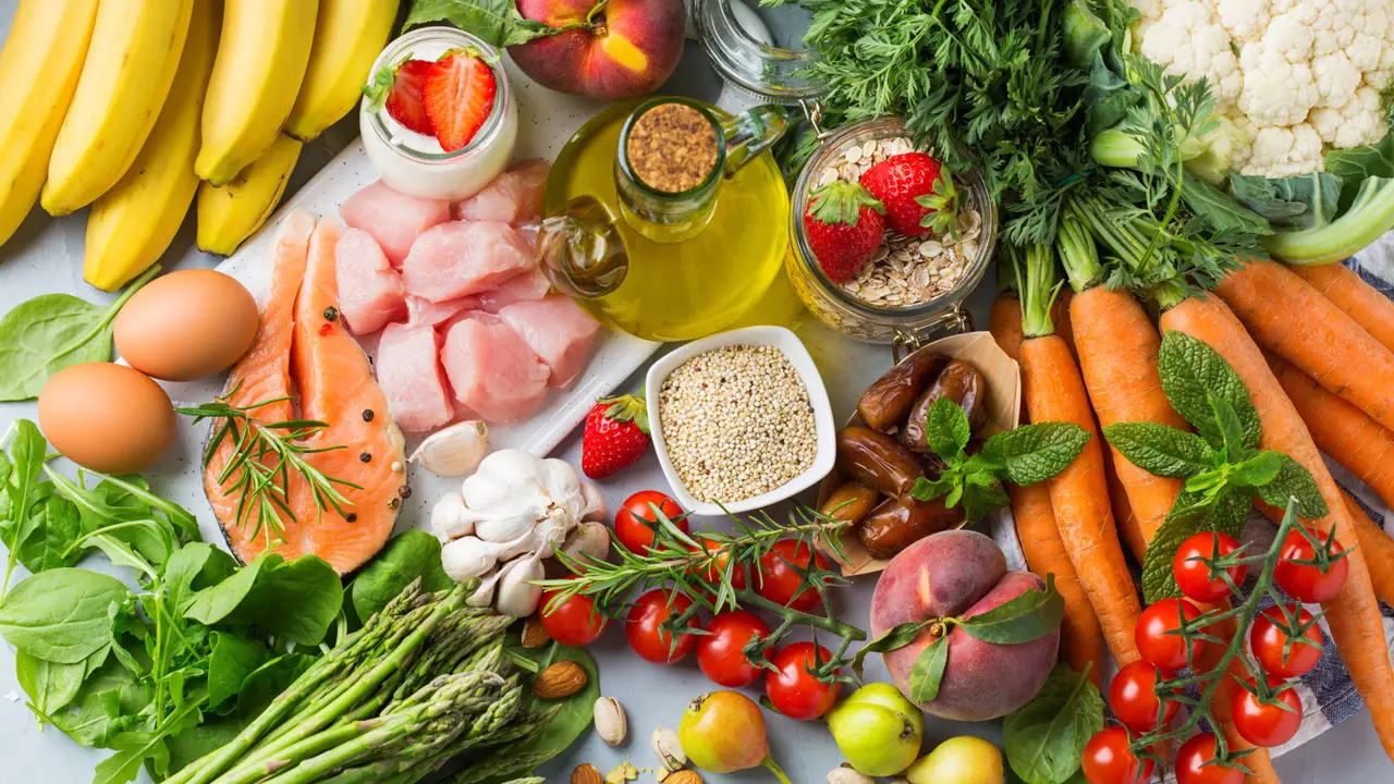 Ni carne ni huevo: estos son los cinco alimentos que comen cada día los nutricionistas para estar sanos