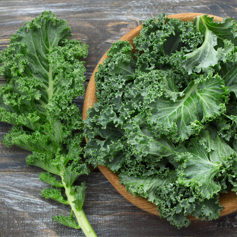 A partir de ahora te gustará el kale: 4 ideas originales de prepararlo y darle mucho más sabor 