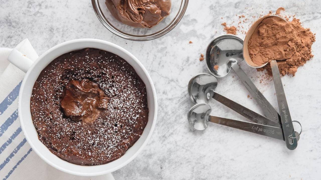  Mug cake al microondas sin gluten: el placer irresistible para amantes del chocolate que no engorda 