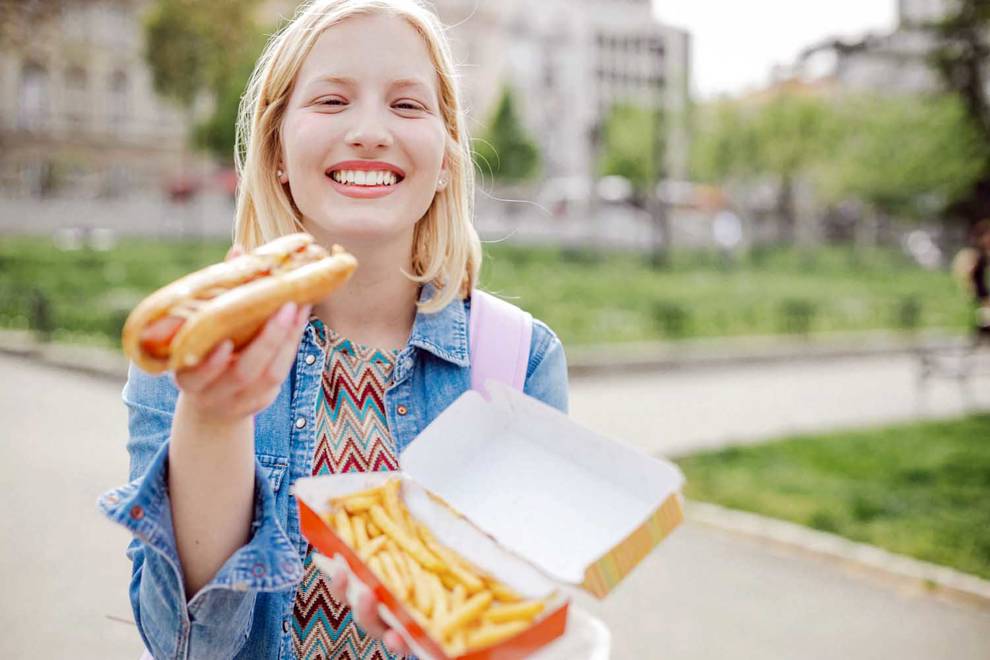 Más riesgo de obesidad en adolescentes que comen ultraprocesados