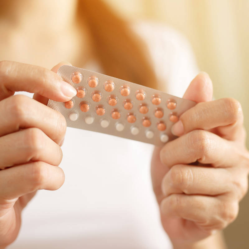 Los consejos de una nutricionista experta en salud hormonal para evitar los efectos que notas al dejar la píldora anticonceptiva