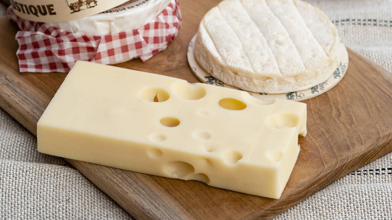 La nutricionista Sandra Moñino revela los 5 quesos antiinflamatorios que cuidan la microbiota