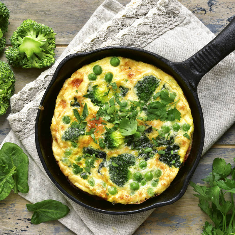 Tortila de brócoli baja en calorías para una cena proteica: deliciosa y lista en 3 minutos