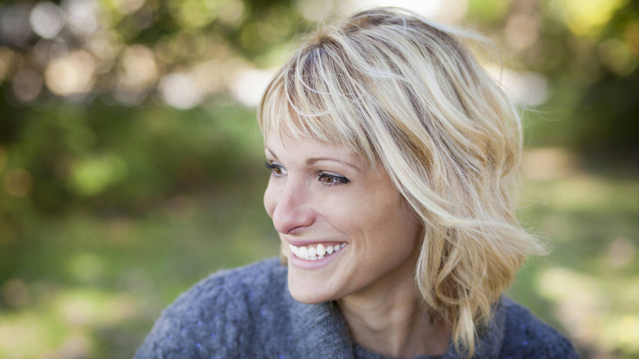 primer plano mujer sonriente