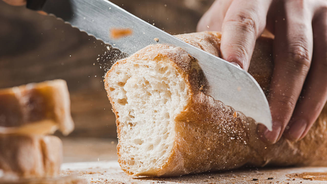 El truco de la nutricionista Sara Mansa para comer pan blanco sin que te suba el azúcar 