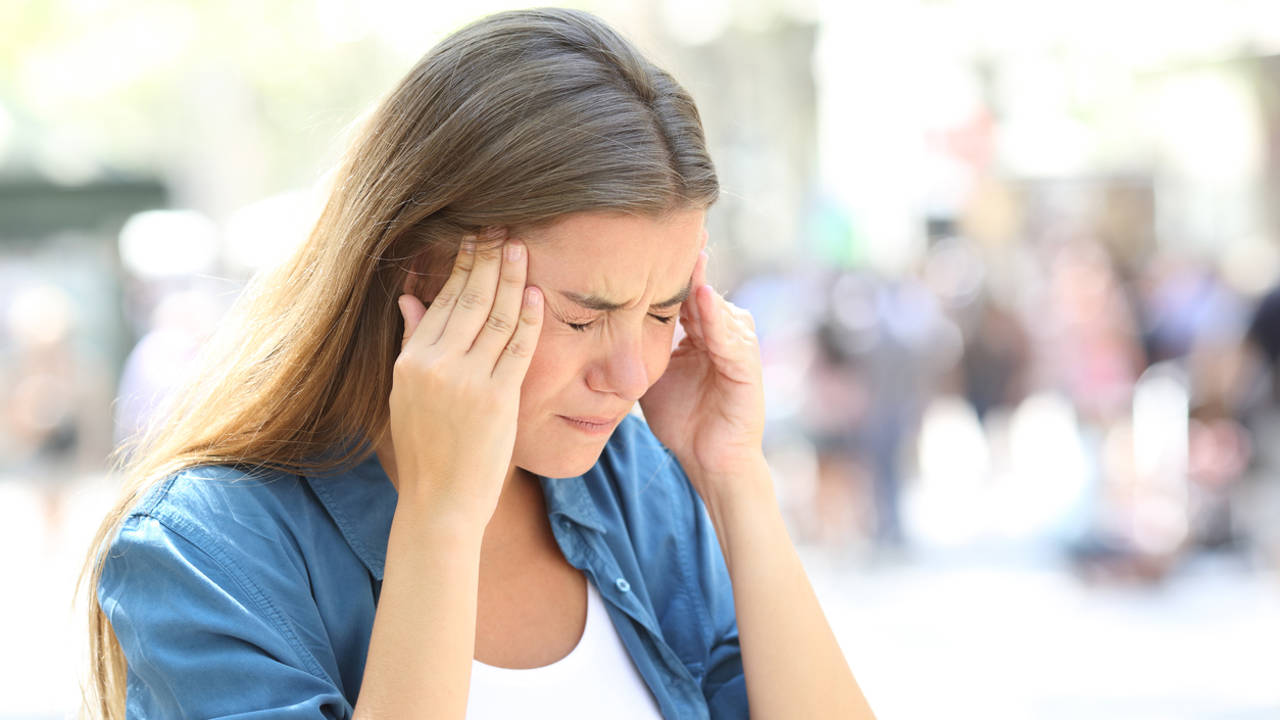 Soluciones eficaces para aliviar las migrañas en verano