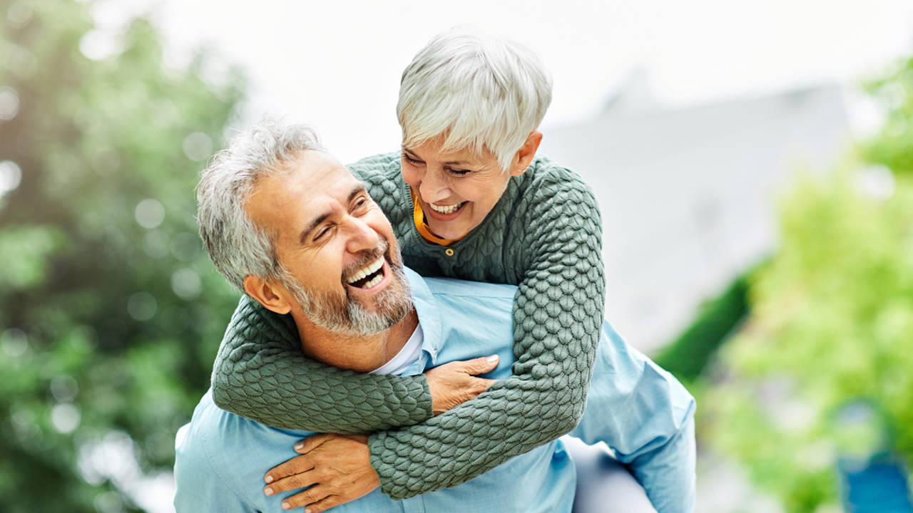 pareja madura feliz