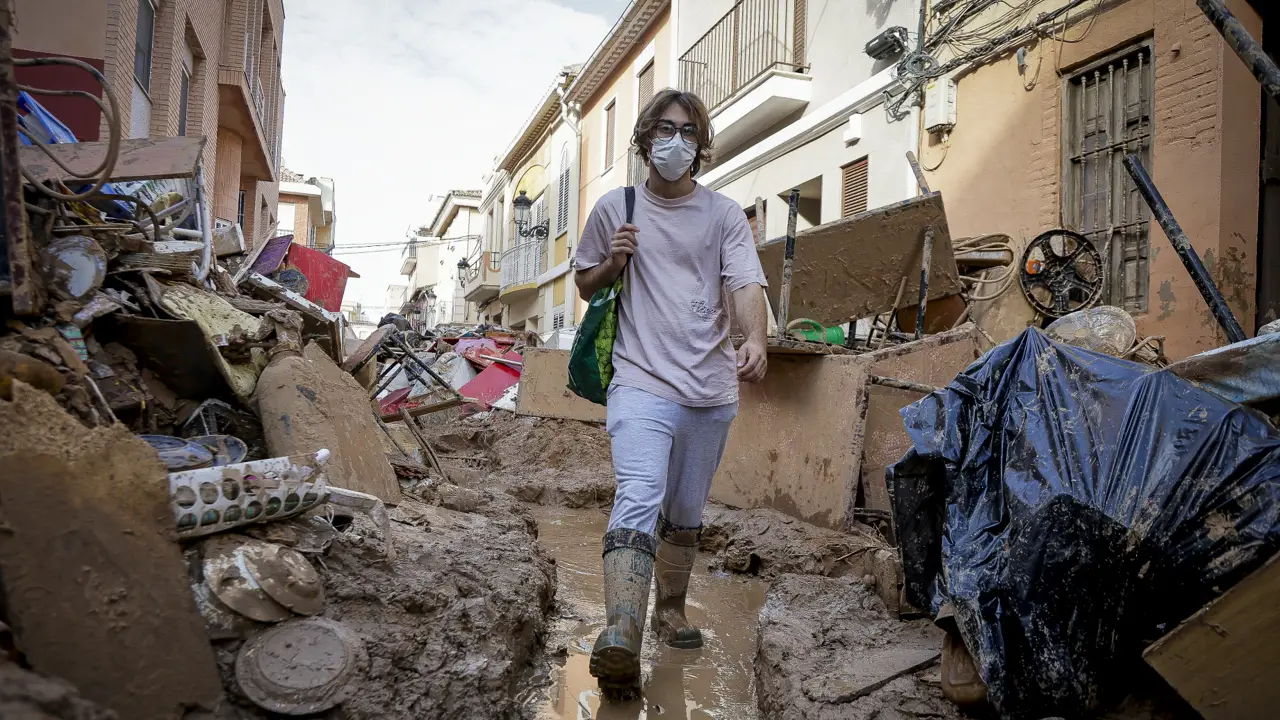 Qué es y cómo se trata la leptospirosis, la enfermedad infecciosa derivada de los efectos de la DANA