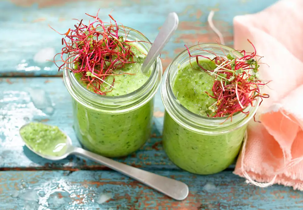 Smoothie de espinacas y manzanas