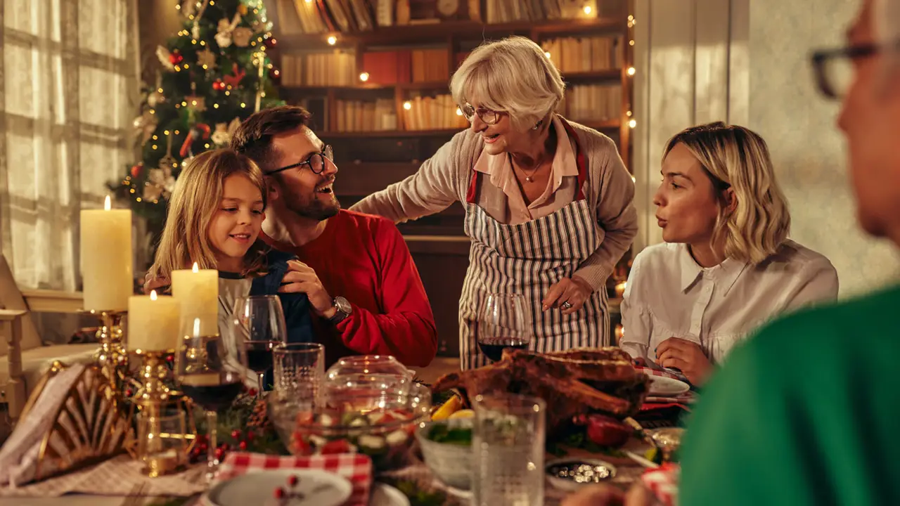 Cuatro especias, una verdura y dos frutas: la nutricionista María T. López revela los ingredientes para aligerar las comidas navideñas