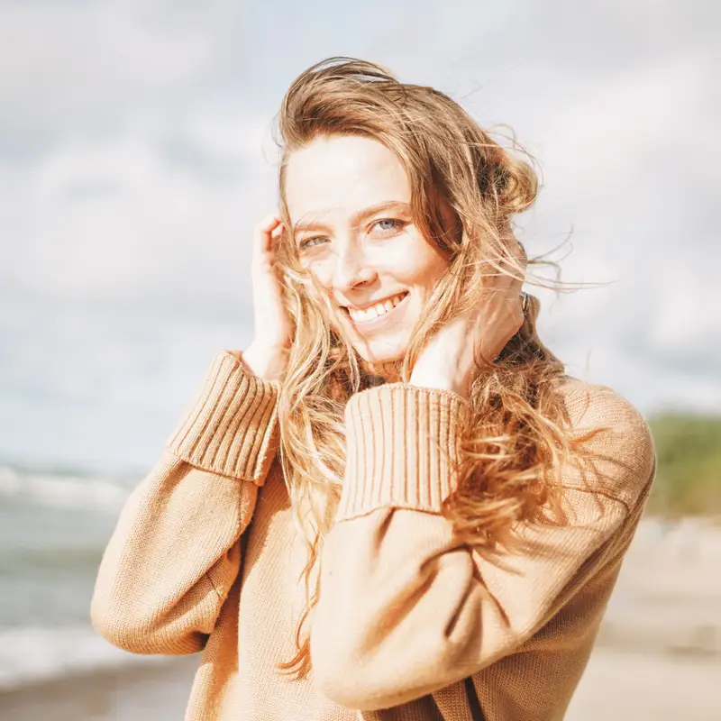 Mujer sonriente madura