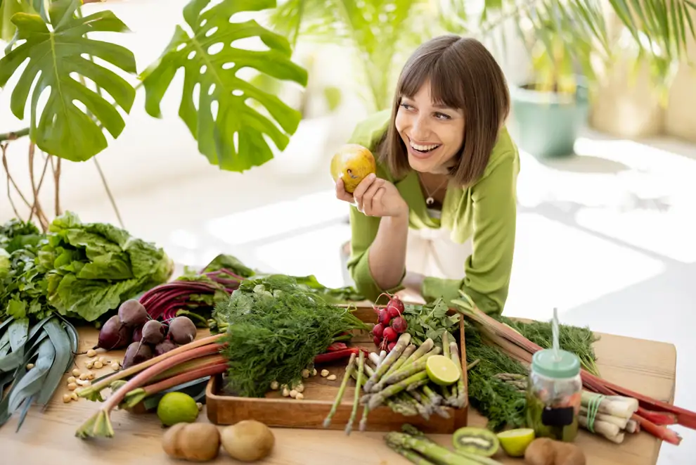 chica con vegetales