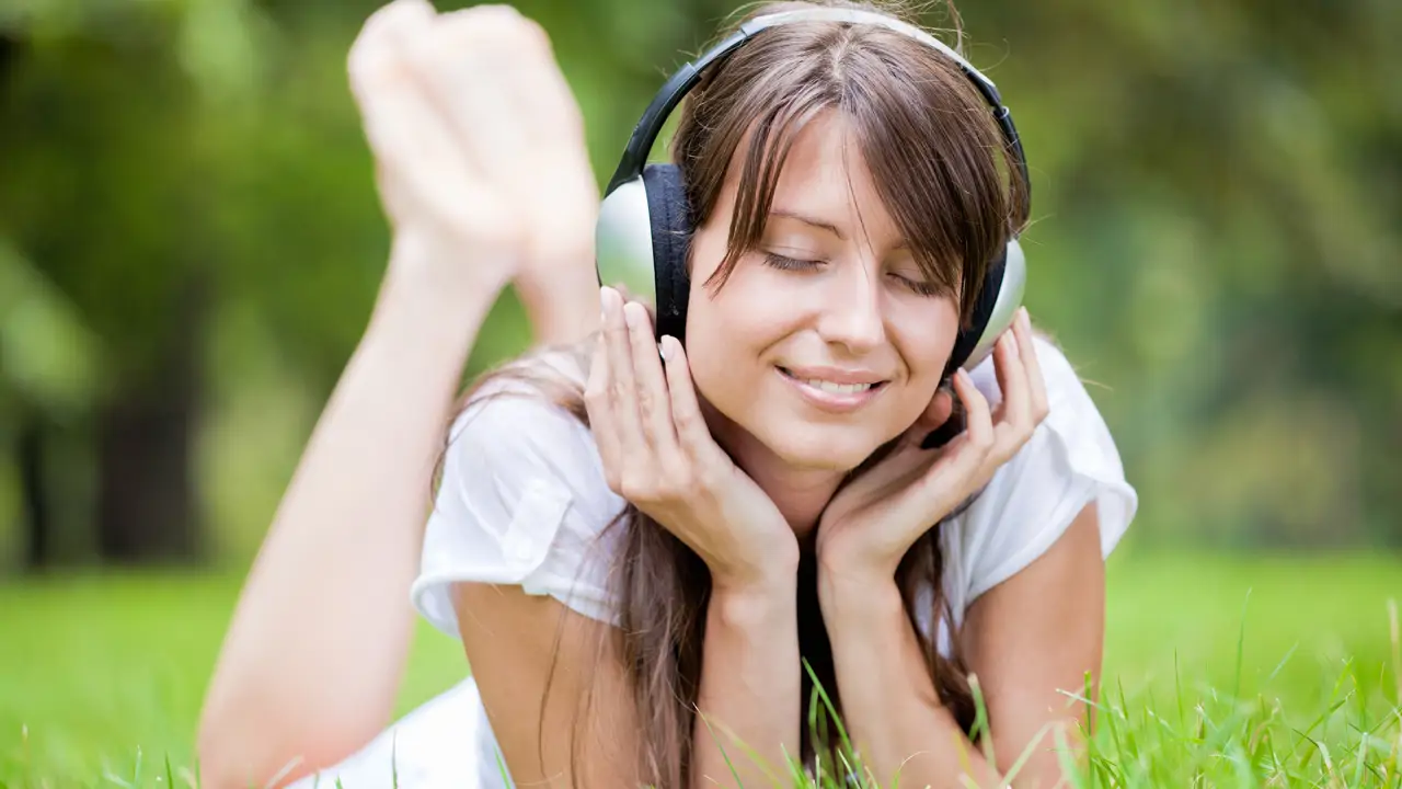 5 actividades diarias que reducen el cortisol (y ninguna es meditar)