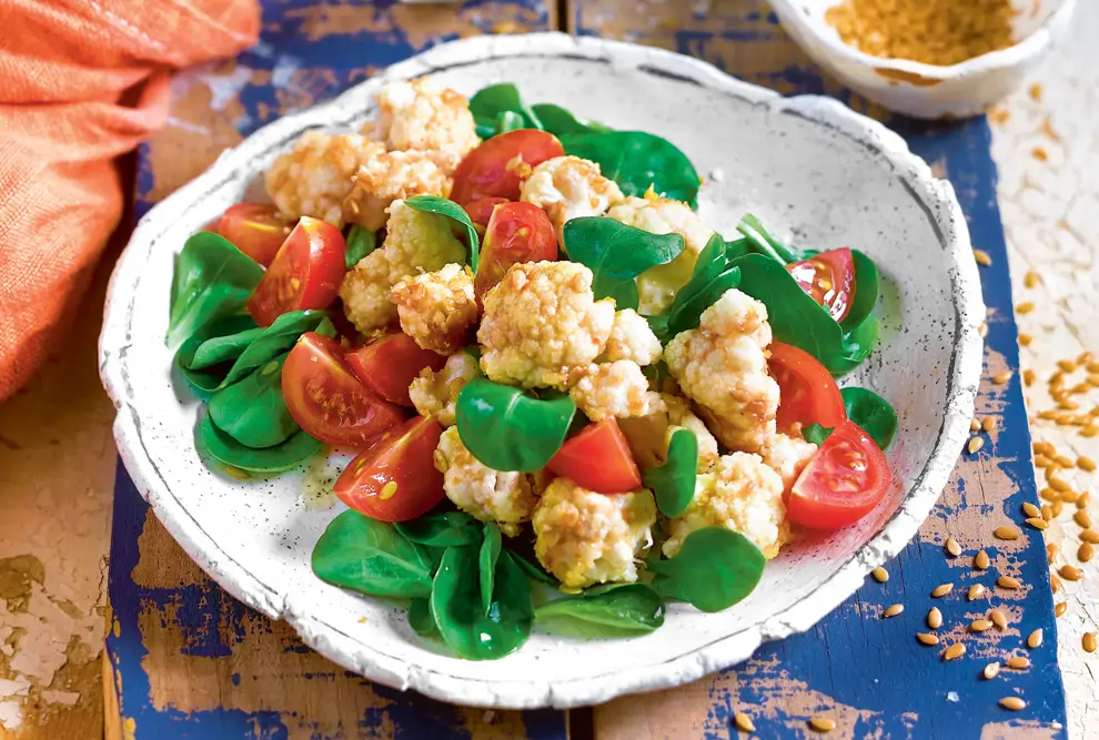 ensalada de coliflor y cacahuete