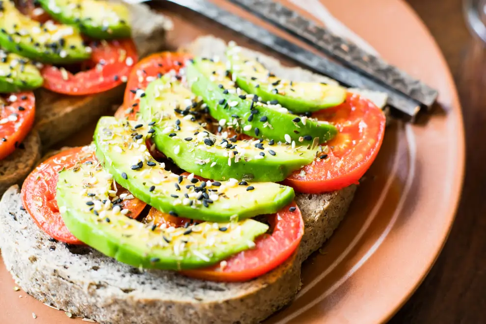 SALMON AGUACATE CHIA