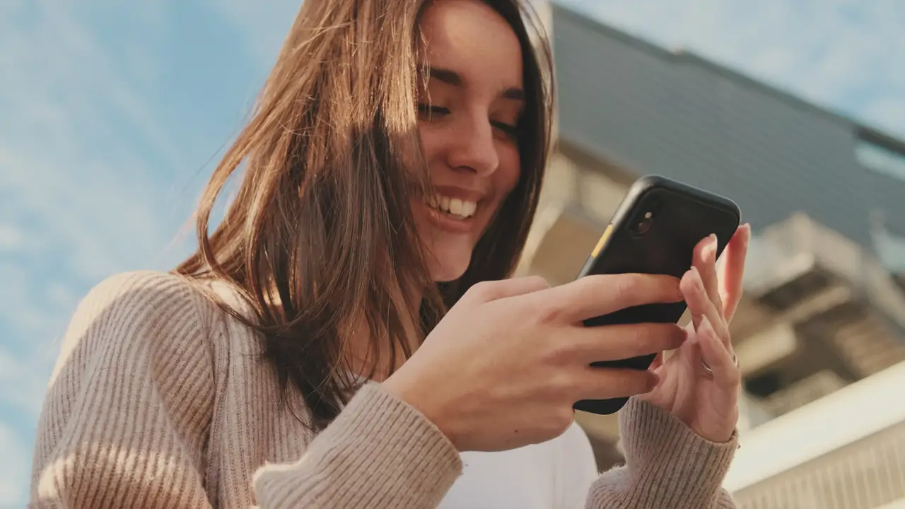 ¿Qué dice la psicología sobre la gente que no usa redes sociales?